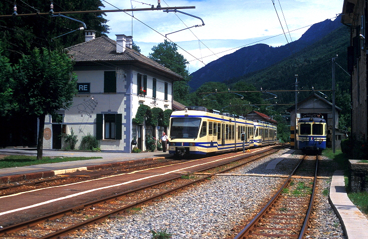k-005 Bahnhof Re 25.07.2002 foto herbert rubarth